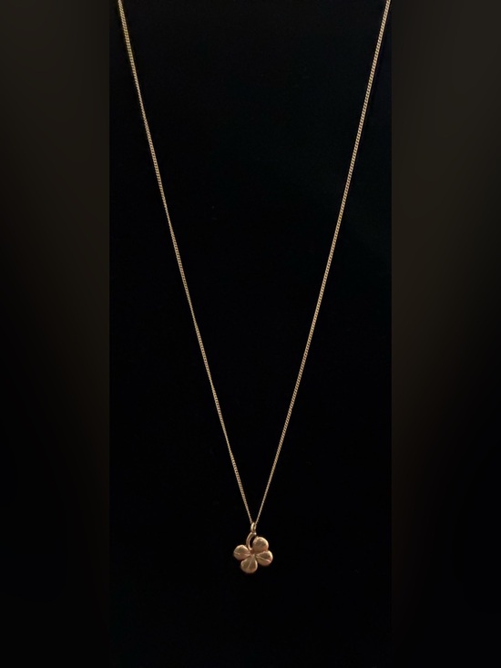 EUC 925 Silver Four-Leaf Clover Pendant Necklace -@16” & 2” adjustable - Picture 2 of 6